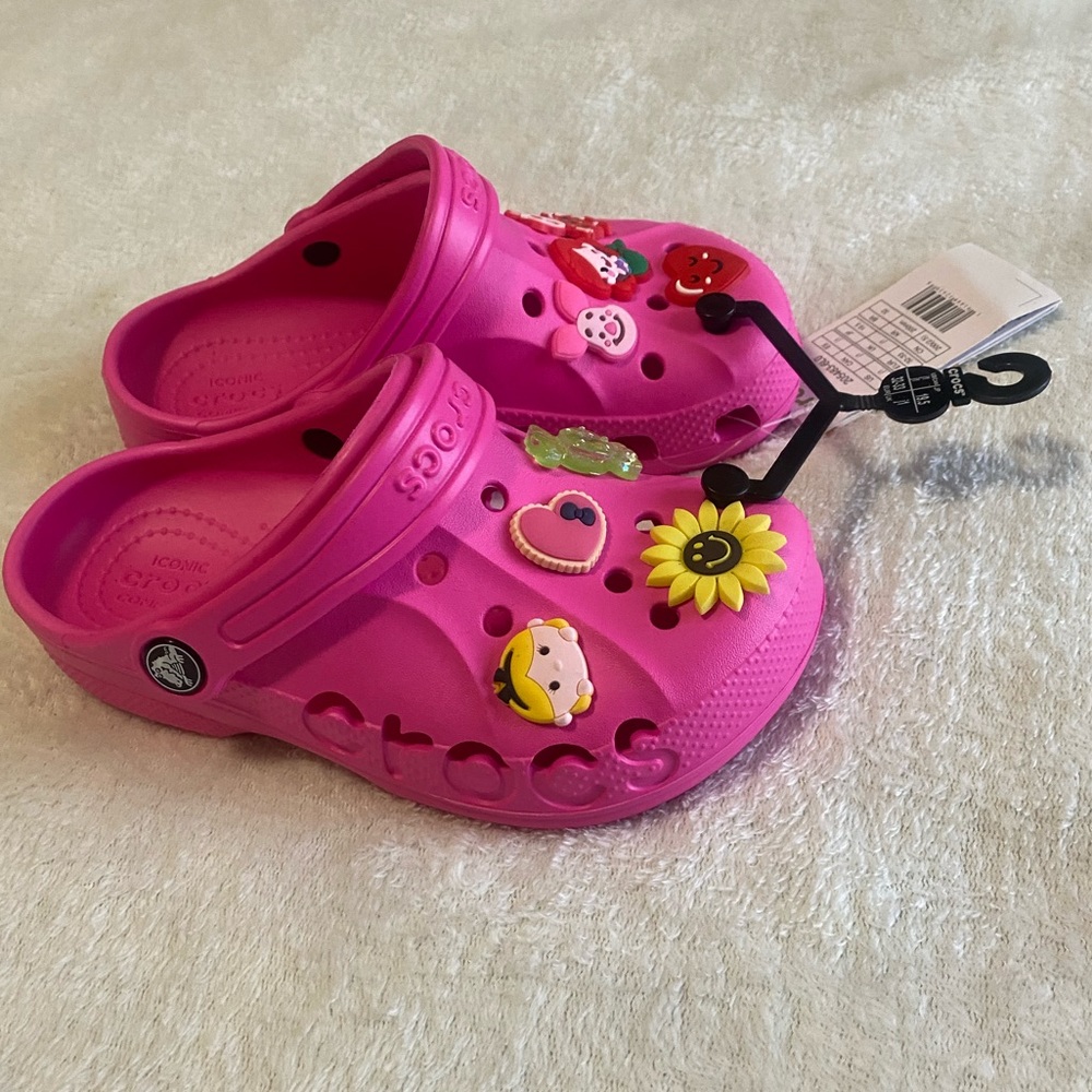 ๐ฉท Crocs ๐๏ธ - Picture 8 of 14
